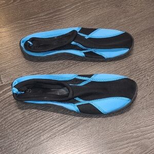Blue and Black Water Shoes